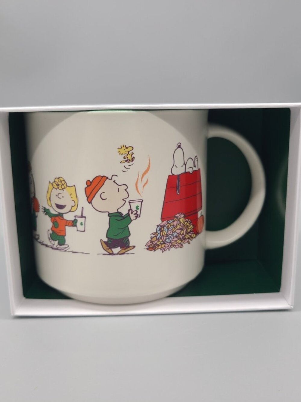 Starbucks x Peanuts Snoopy 14 Ounce Ceramic Mug 2026 In Hand